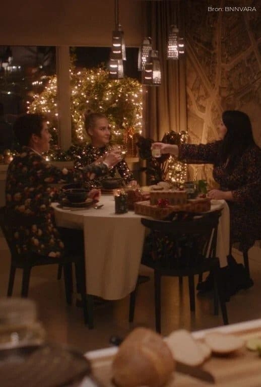 Kerstappels Hindi Dubbed Movie Poster (2022)